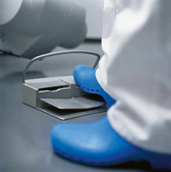 Medium - 150 DPI-sm14320_AX_05.jpg